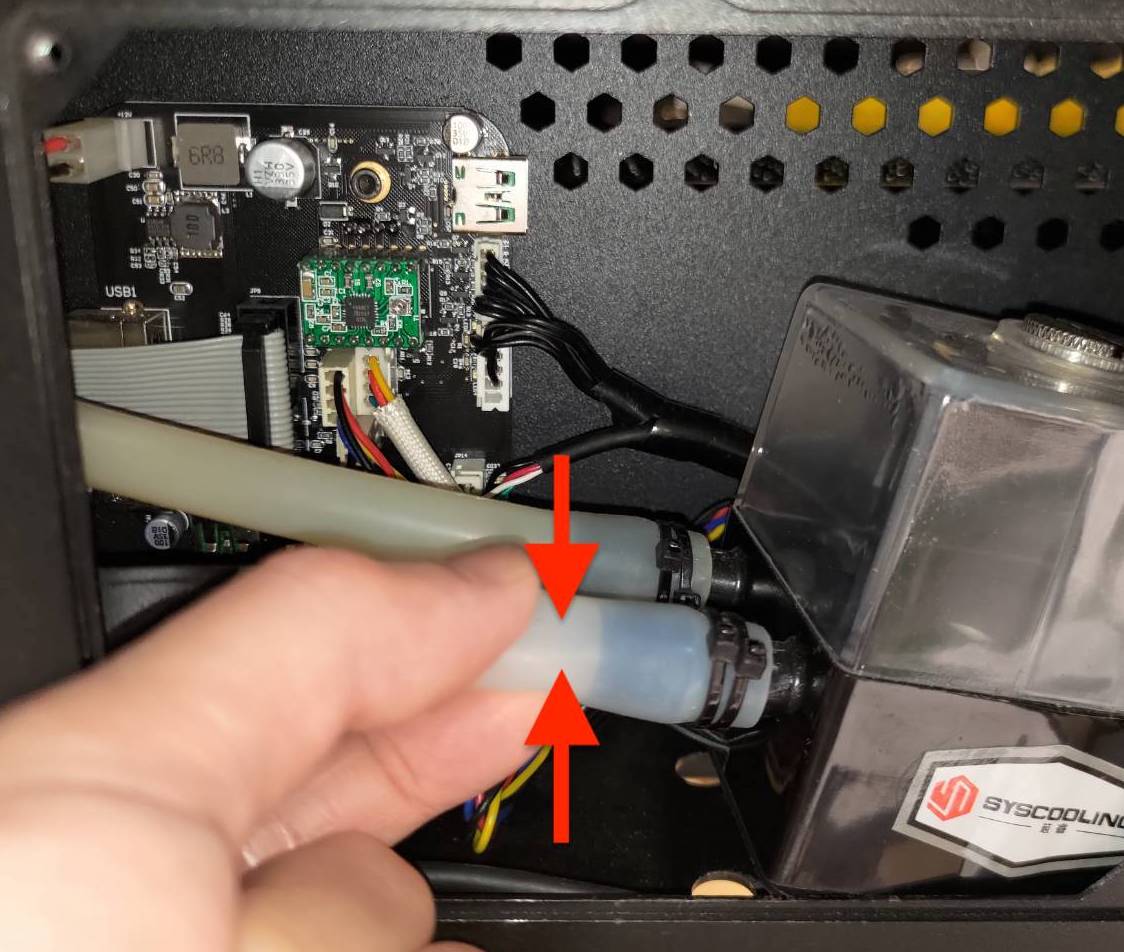 Step_6_pinch_hoses.jpg