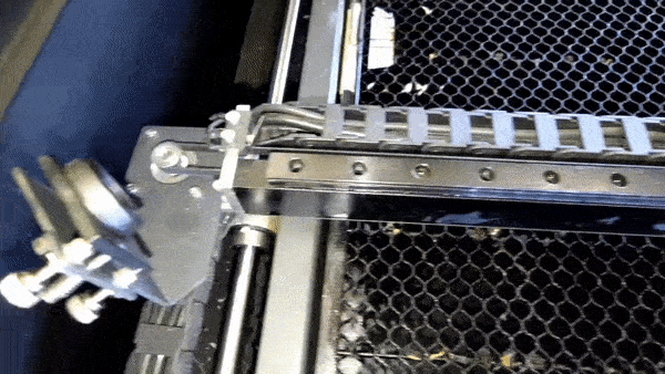 Step_1.1_-_X-axis_rail.gif