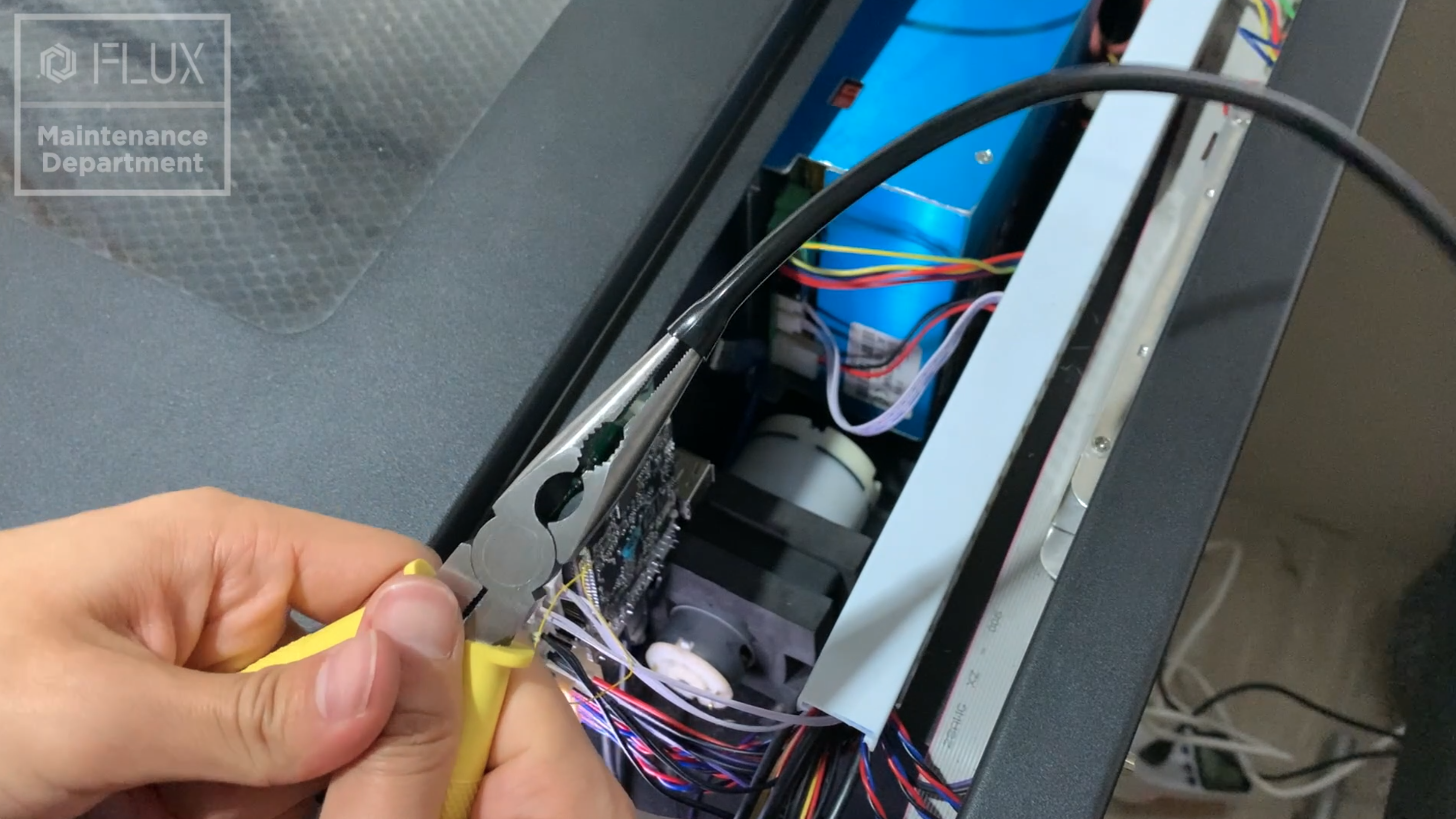 Use_needle_nose_pliers.png