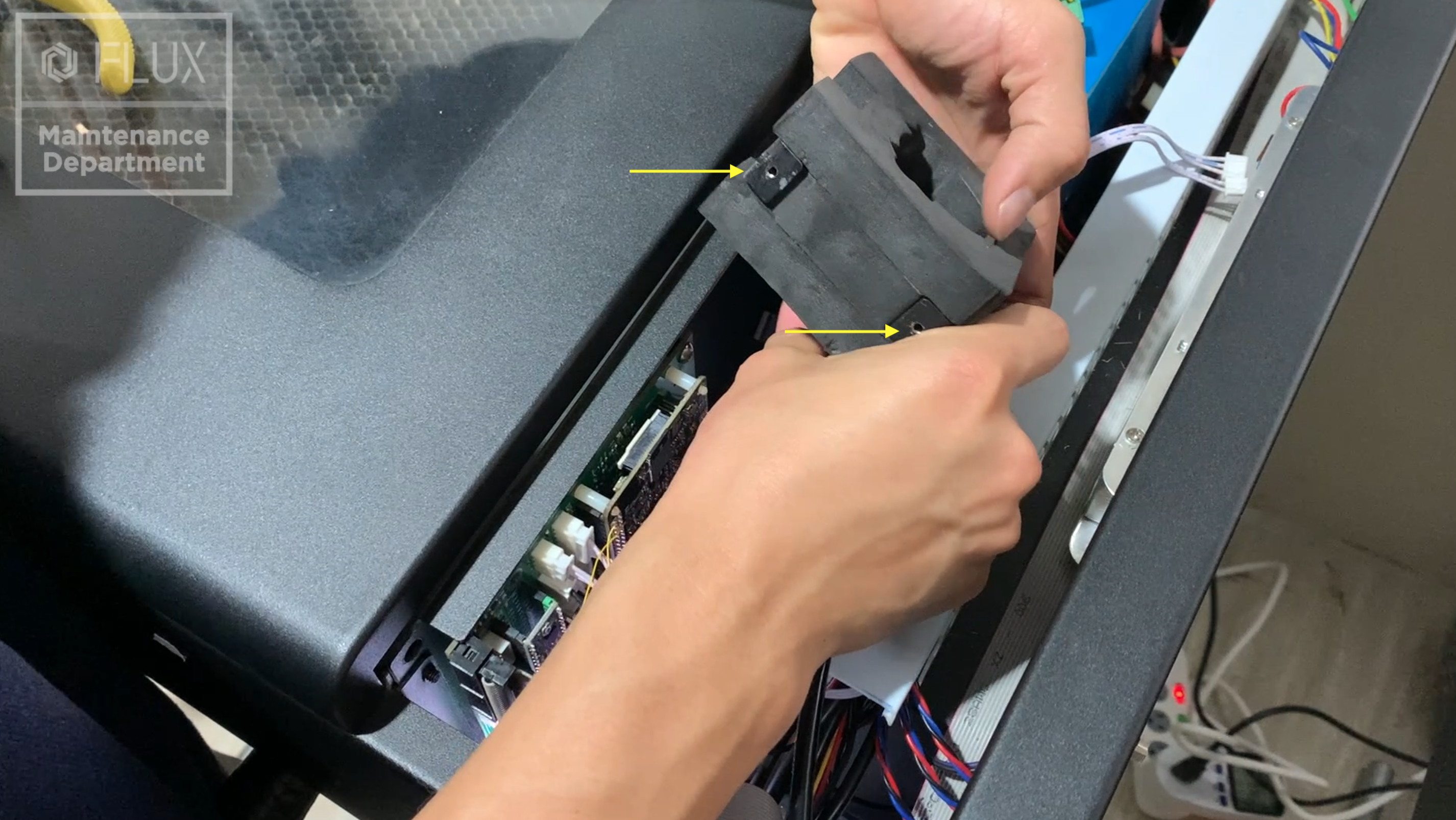The_screws_holes_should_face_down..png
