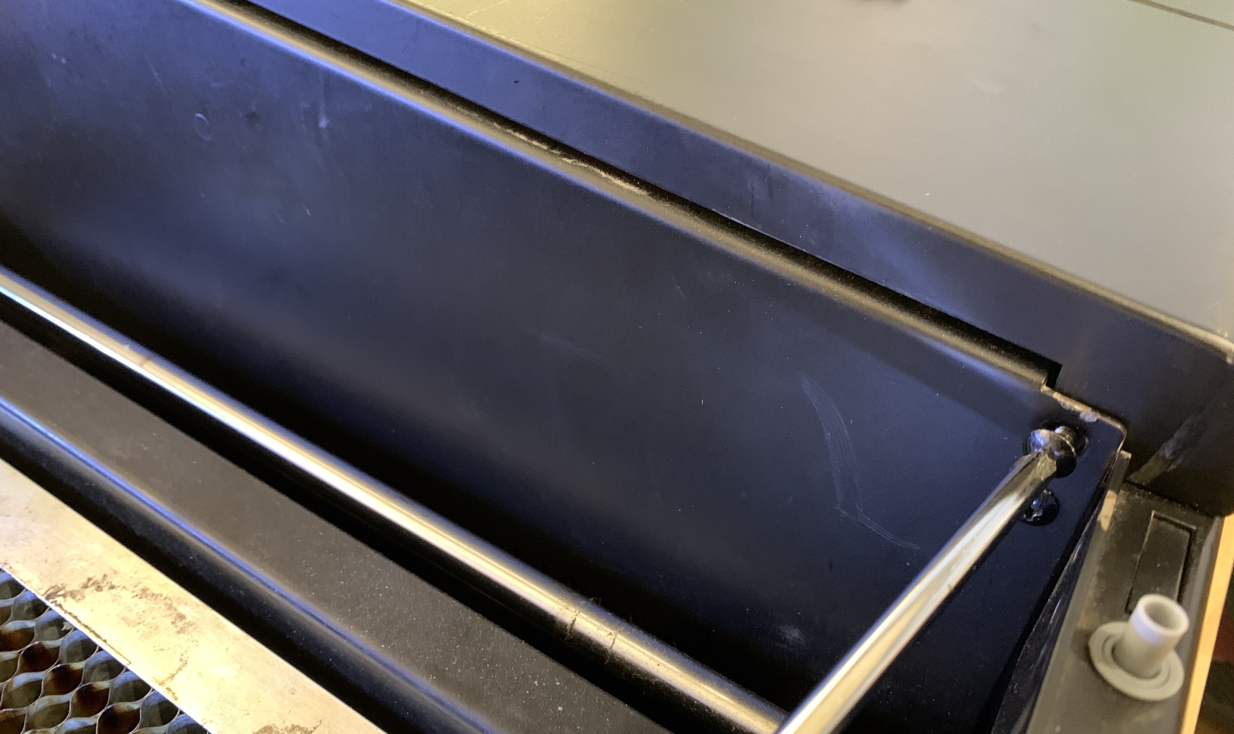 Beambox / Beambox Pro Het opnieuw flashen van de EMMCversie van het