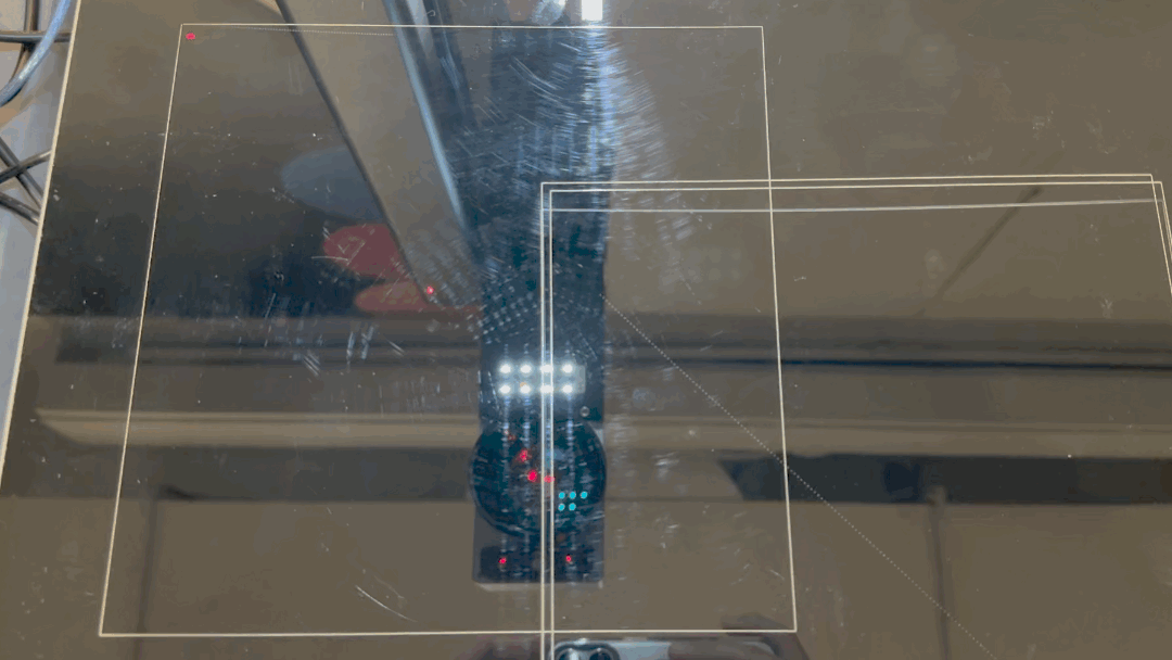 紅光偏移.gif