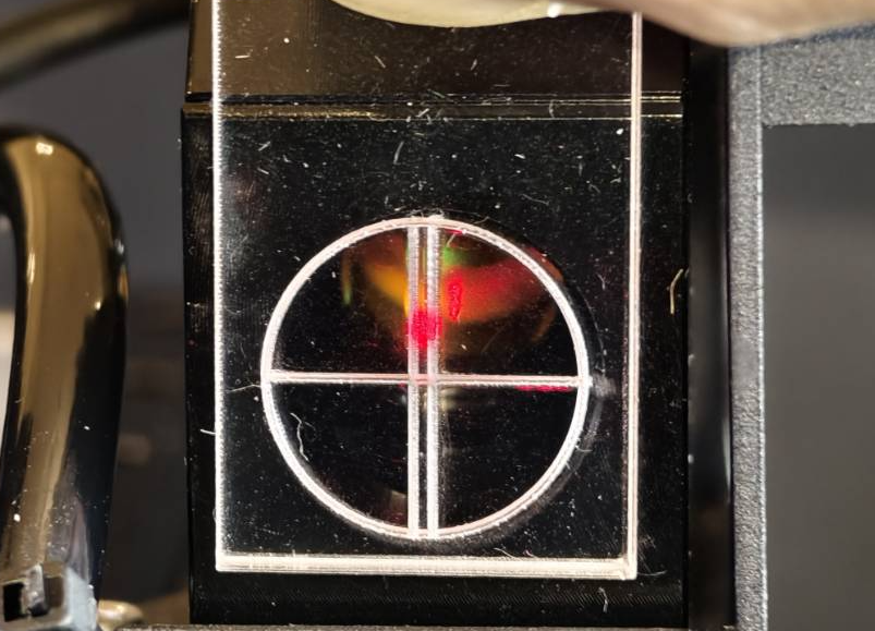 Correct アクリル