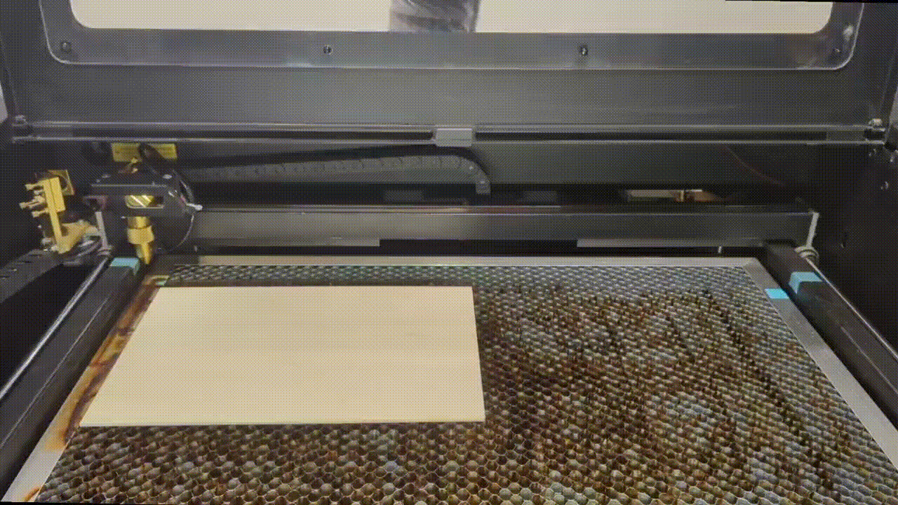 移動雷射頭.gif